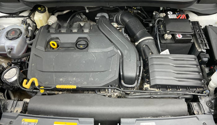 2022 Skoda KUSHAQ STYLE 1.5TSI AT (6 AIRBAG), Petrol, Automatic, 2,696 km, Open Bonet