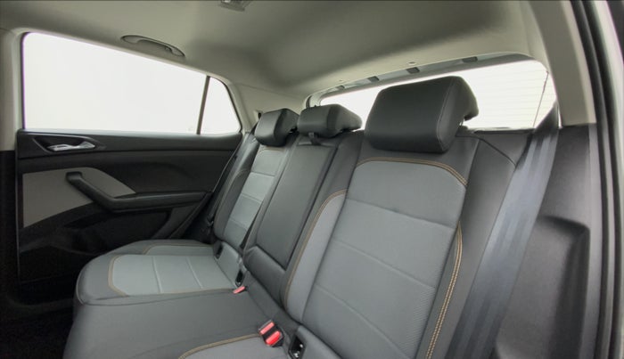 2022 Skoda KUSHAQ STYLE 1.5TSI AT (6 AIRBAG), Petrol, Automatic, 2,696 km, Right Side Rear Door Cabin