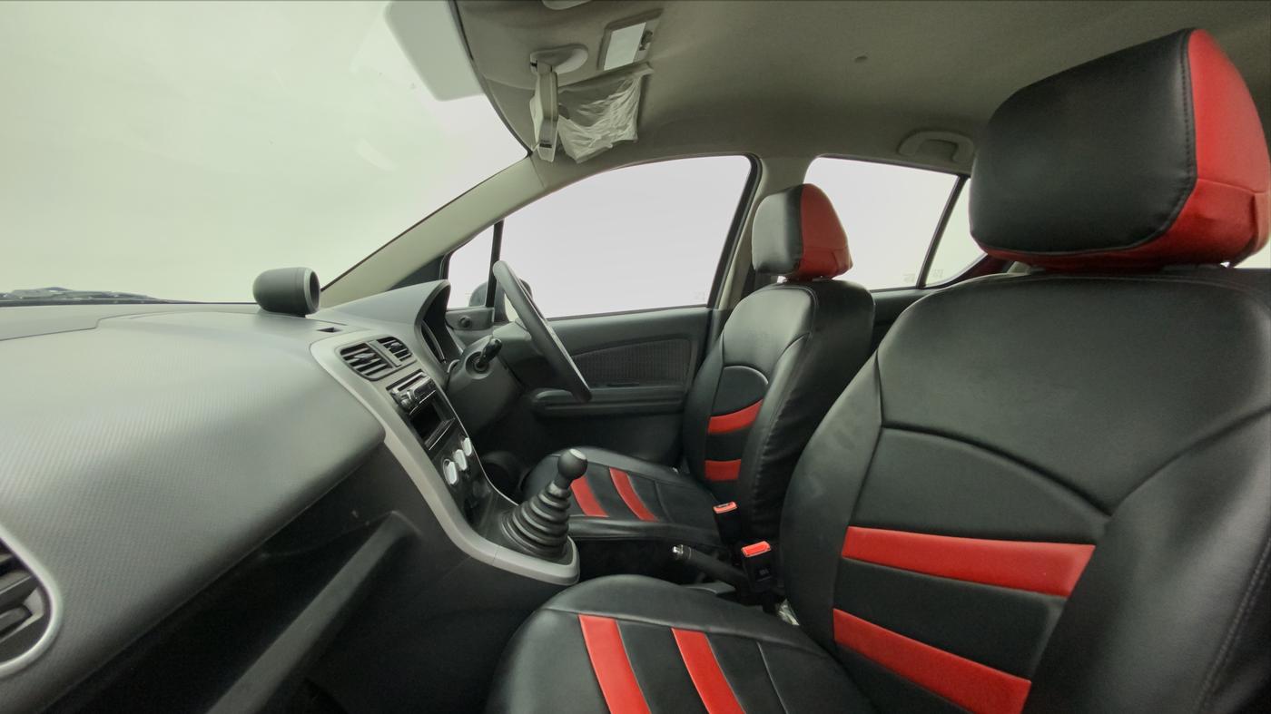 2013 Maruti Ritz VXI, Petrol, Manual, 23,329 km, Right Side Front Door Cabin