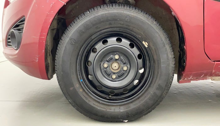 2013 Maruti Ritz VXI, Petrol, Manual, 23,329 km, Left Front Wheel