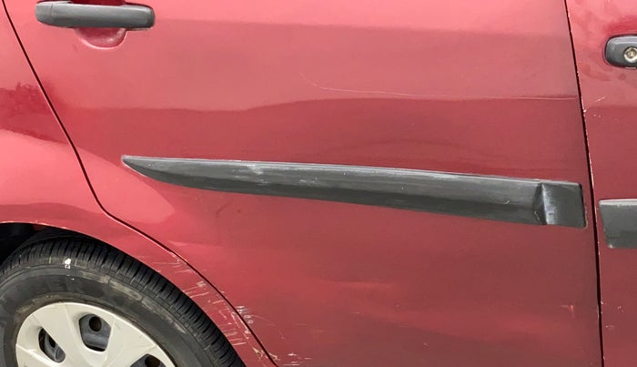 2013 Maruti Ritz VXI, Petrol, Manual, 23,329 km, Right rear door - Minor scratches