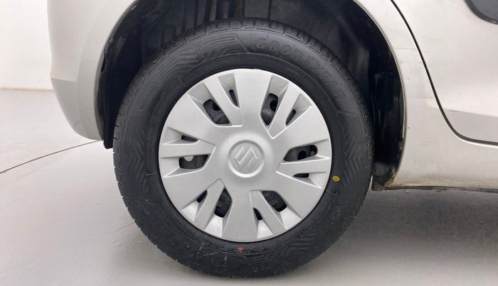 2016 Maruti Swift VXI, Petrol, Manual, 62,676 km, Right Rear Wheel