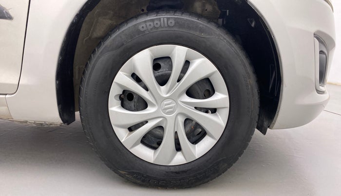 2016 Maruti Swift VXI, Petrol, Manual, 62,676 km, Right Front Wheel