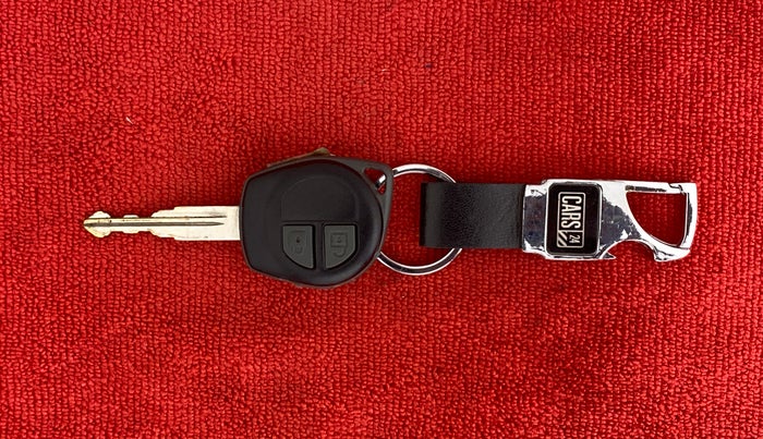 2016 Maruti Swift VXI, Petrol, Manual, 62,676 km, Key Close Up