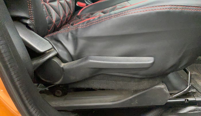 2019 Maruti Baleno ALPHA PETROL 1.2, Petrol, Manual, 1,19,859 km, Driver Side Adjustment Panel