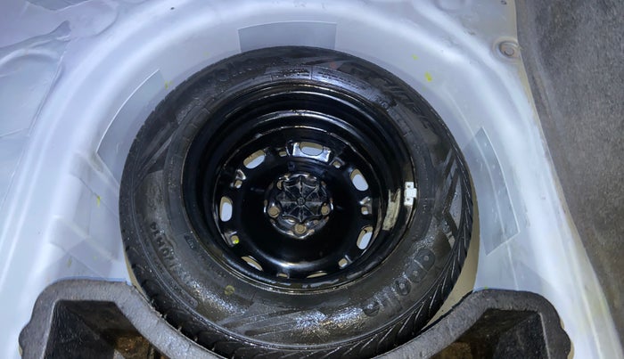 2016 Skoda Rapid 1.5 TDI CR STYLE PLUS AT, Diesel, Automatic, 1,09,407 km, Spare Tyre