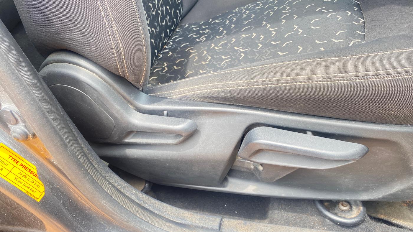 2021 Tata Tiago XZA PLUS PETROL, Petrol, Automatic, 63,274 km, Driver Side Adjustment Panel