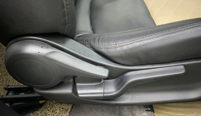 2021 Honda Amaze 1.2L I-VTEC VX, Petrol, Manual, 32,496 km, Driver Side Adjustment Panel