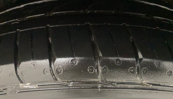 2020 Hyundai AURA SX PLUS 1.2 AMT, Petrol, Automatic, 24,380 km, Left Front Tyre Tread