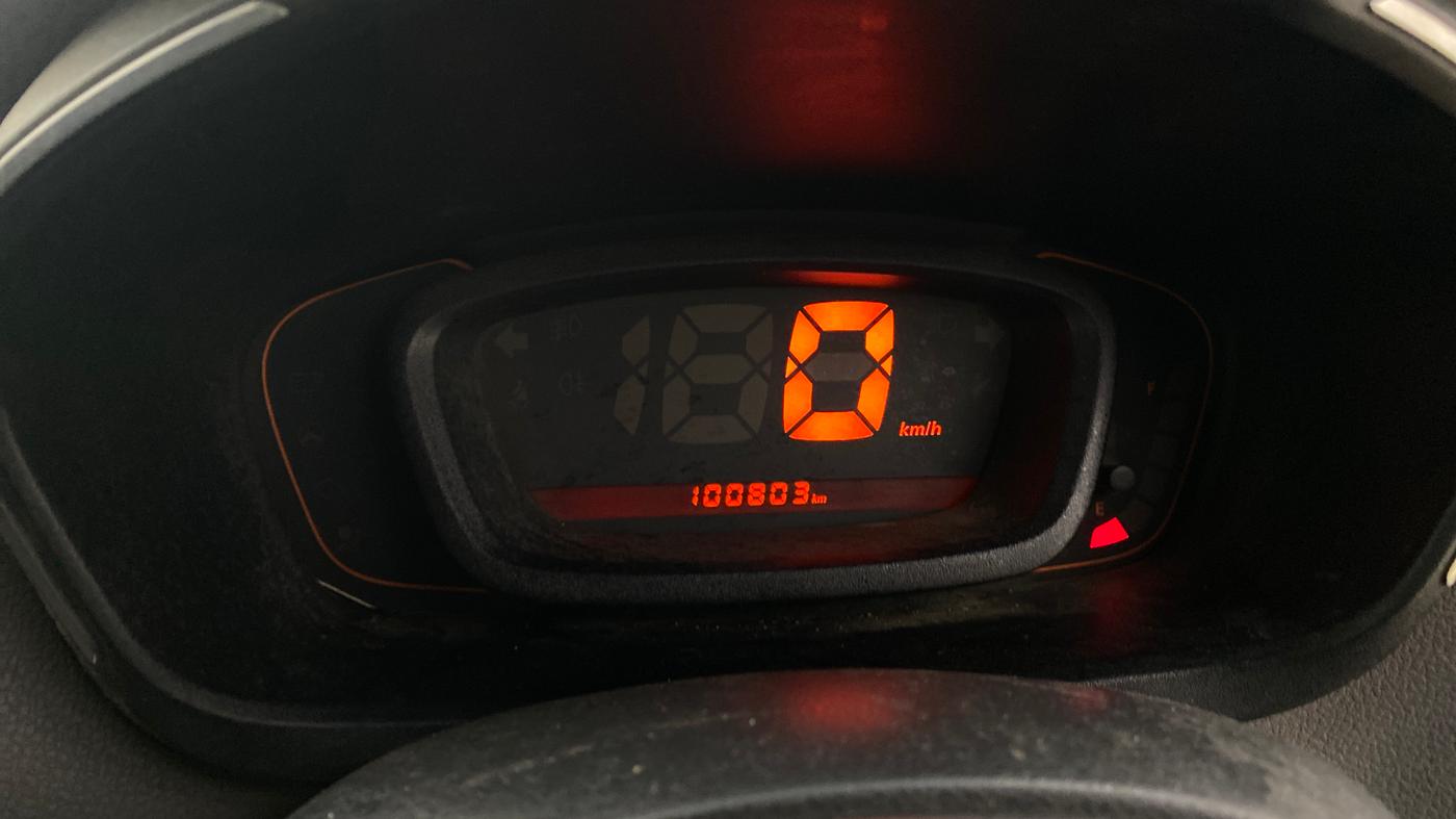 2016 Renault Kwid RXT 0.8, Petrol, Manual, 1,00,772 km, Odometer Image