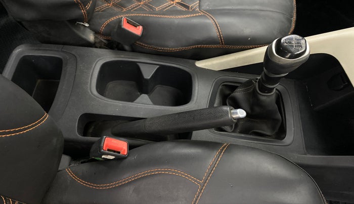 2022 Nissan MAGNITE XE, Petrol, Manual, 41,657 km, Gear Lever