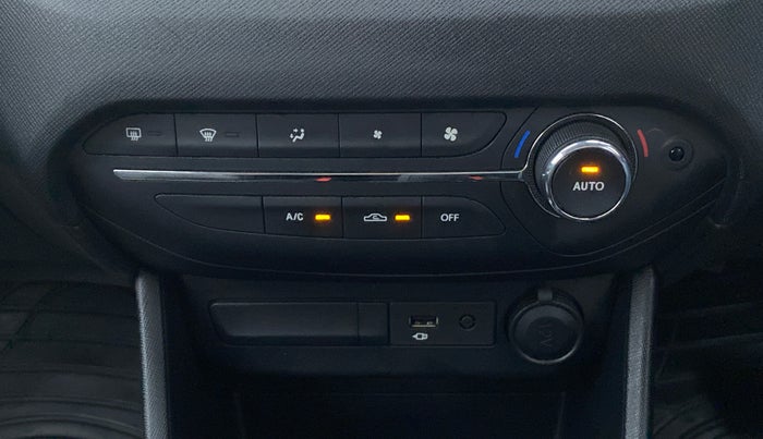 2022 Tata PUNCH CREATIVE  AMT, Petrol, Automatic, 8,001 km, Automatic Climate Control