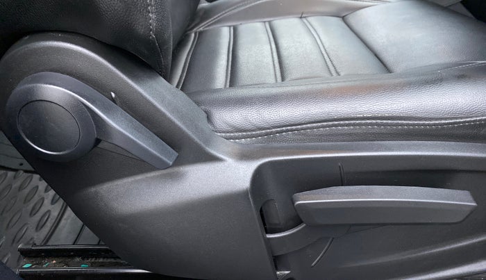 2022 Tata PUNCH CREATIVE  AMT, Petrol, Automatic, 8,001 km, Driver Side Adjustment Panel
