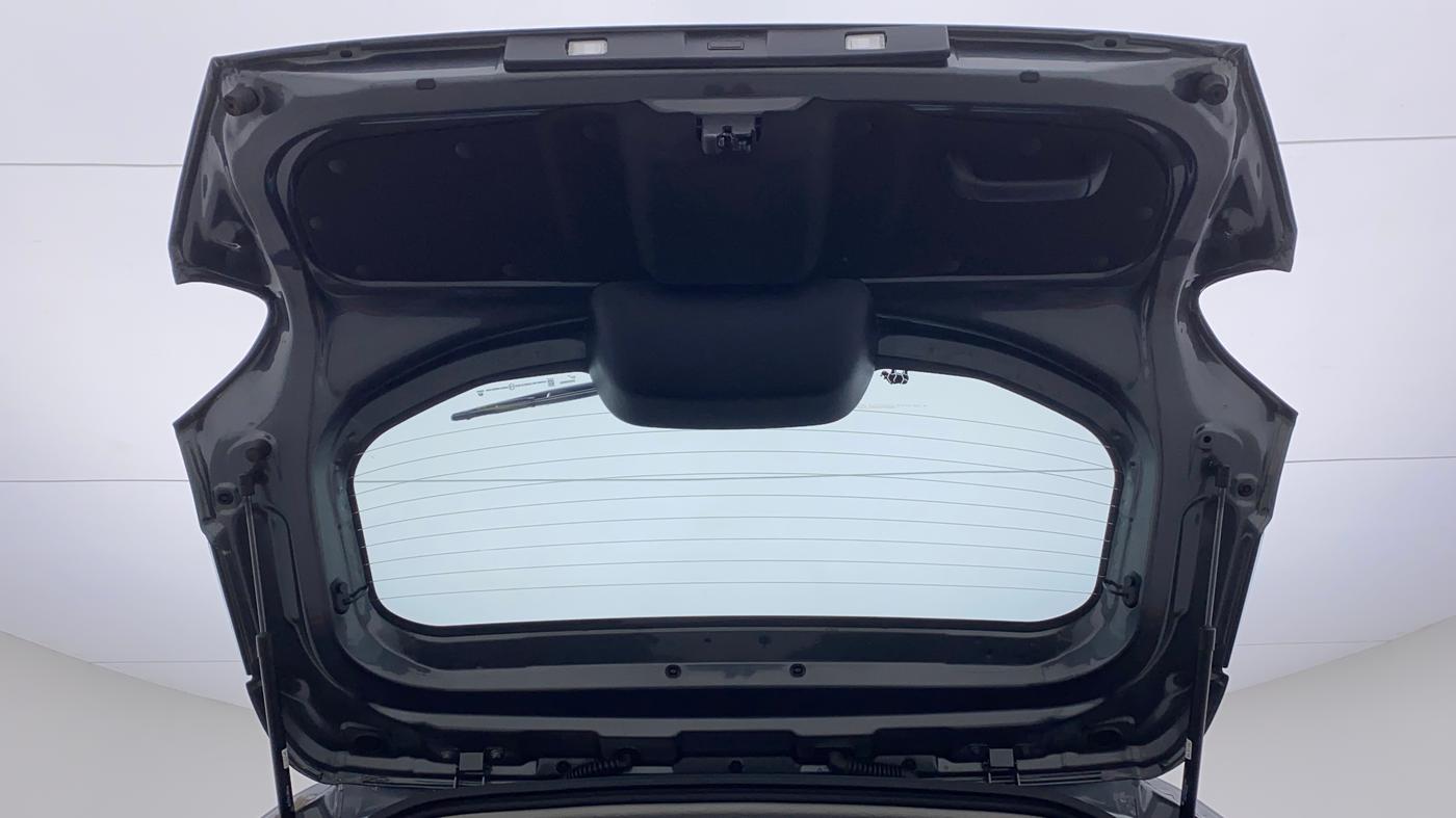 2022 Tata PUNCH CREATIVE  AMT, Petrol, Automatic, 8,001 km, Boot Door Open