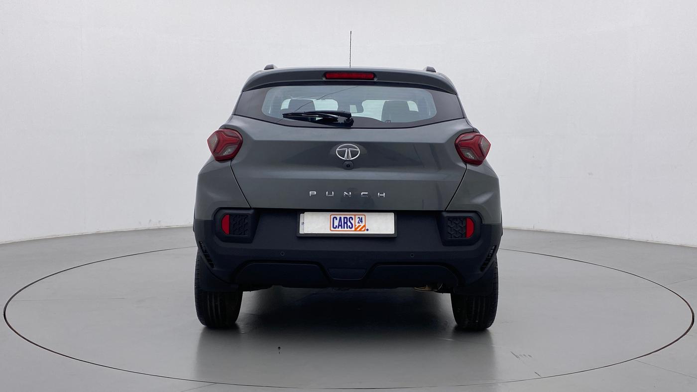 2022 Tata PUNCH CREATIVE  AMT, Petrol, Automatic, 8,001 km, Back/Rear