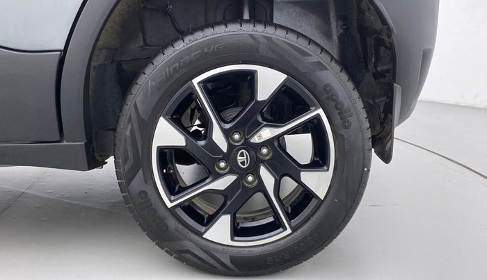 2022 Tata PUNCH CREATIVE  AMT, Petrol, Automatic, 8,001 km, Left Rear Wheel