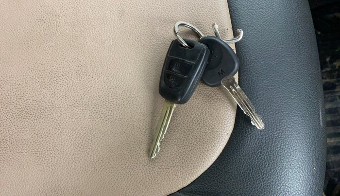 2018 Hyundai Grand i10 SPORTZ 1.2 KAPPA VTVT, Petrol, Manual, 66,773 km, Key Close Up