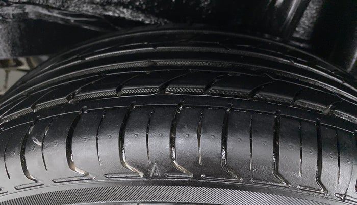 2018 Toyota YARIS V CVT, Petrol, Automatic, 32,523 km, Left Rear Tyre Tread