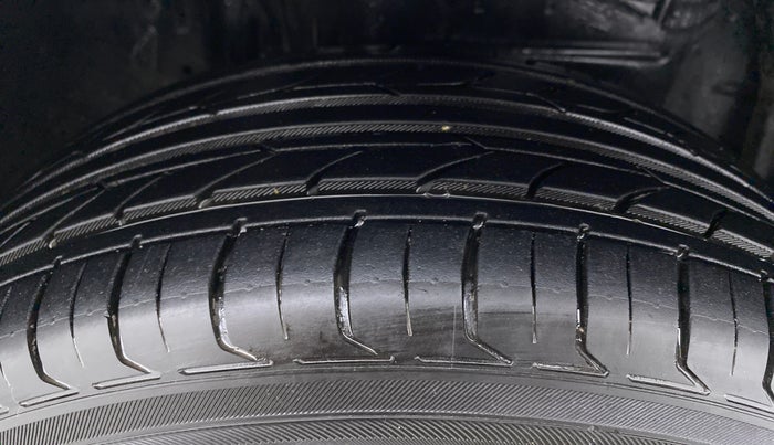 2018 Toyota YARIS V CVT, Petrol, Automatic, 32,523 km, Right Front Tyre Tread