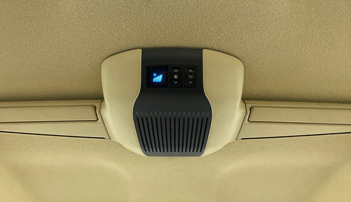 2018 Toyota YARIS V CVT, Petrol, Automatic, 32,523 km, Rear AC Vents