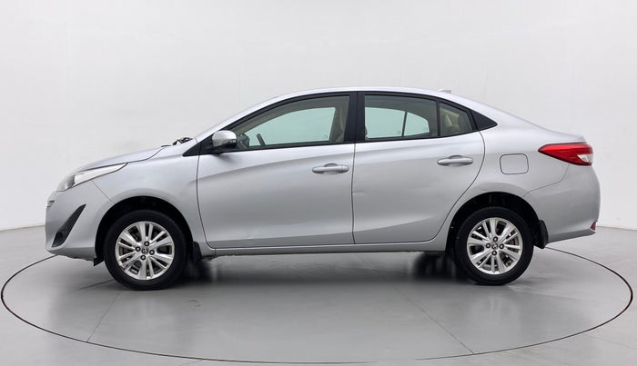 2018 Toyota YARIS V CVT, Petrol, Automatic, 32,523 km, Left Side