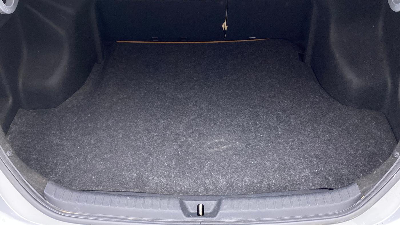 2018 Toyota YARIS V CVT, Petrol, Automatic, 32,523 km, Boot Inside