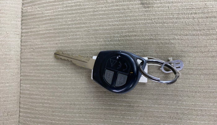 2017 Maruti Ciaz DELTA 1.4 AT PETROL, Petrol, Automatic, 89,622 km, Key Close Up