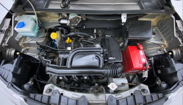 2018 Renault Kwid RXT Opt, Petrol, Manual, 16,320 km, Open Bonet