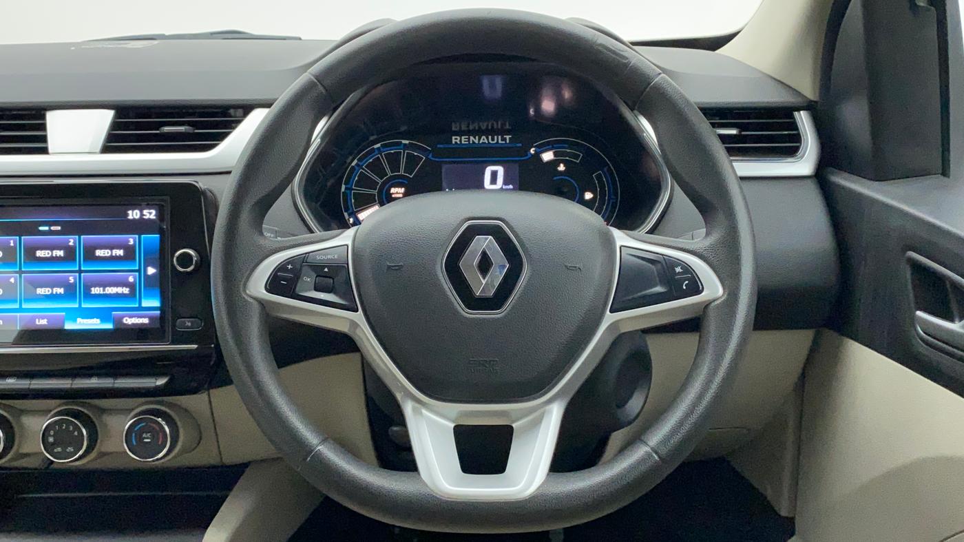 2021 Renault TRIBER RXZ AMT DUAL TONE, Petrol, Automatic, 17,903 km, Steering Wheel Close Up