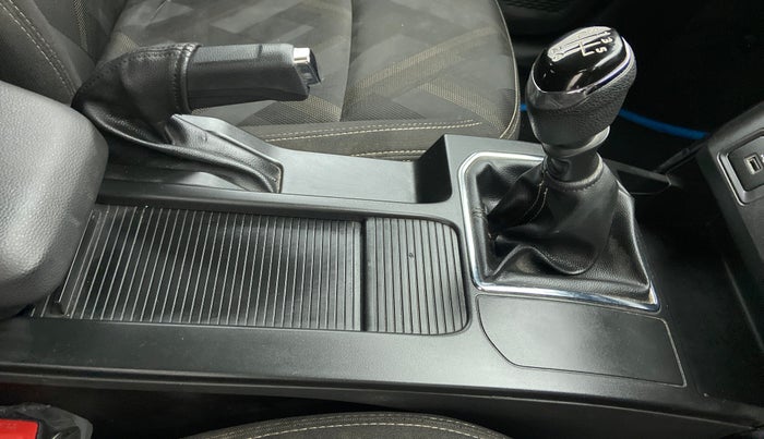 2021 Renault Kiger RXT 1.0 MT, Petrol, Manual, 11,571 km, Gear Lever