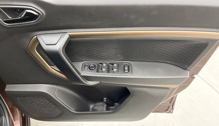 2021 Renault Kiger RXT 1.0 MT, Petrol, Manual, 11,571 km, Driver Side Door Panels Control