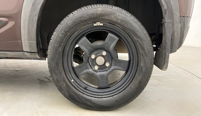 2021 Renault Kiger RXT 1.0 MT, Petrol, Manual, 11,571 km, Left Rear Wheel