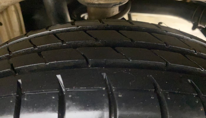 2013 Maruti Alto K10 VXI, Petrol, Manual, 90,752 km, Left Rear Tyre Tread