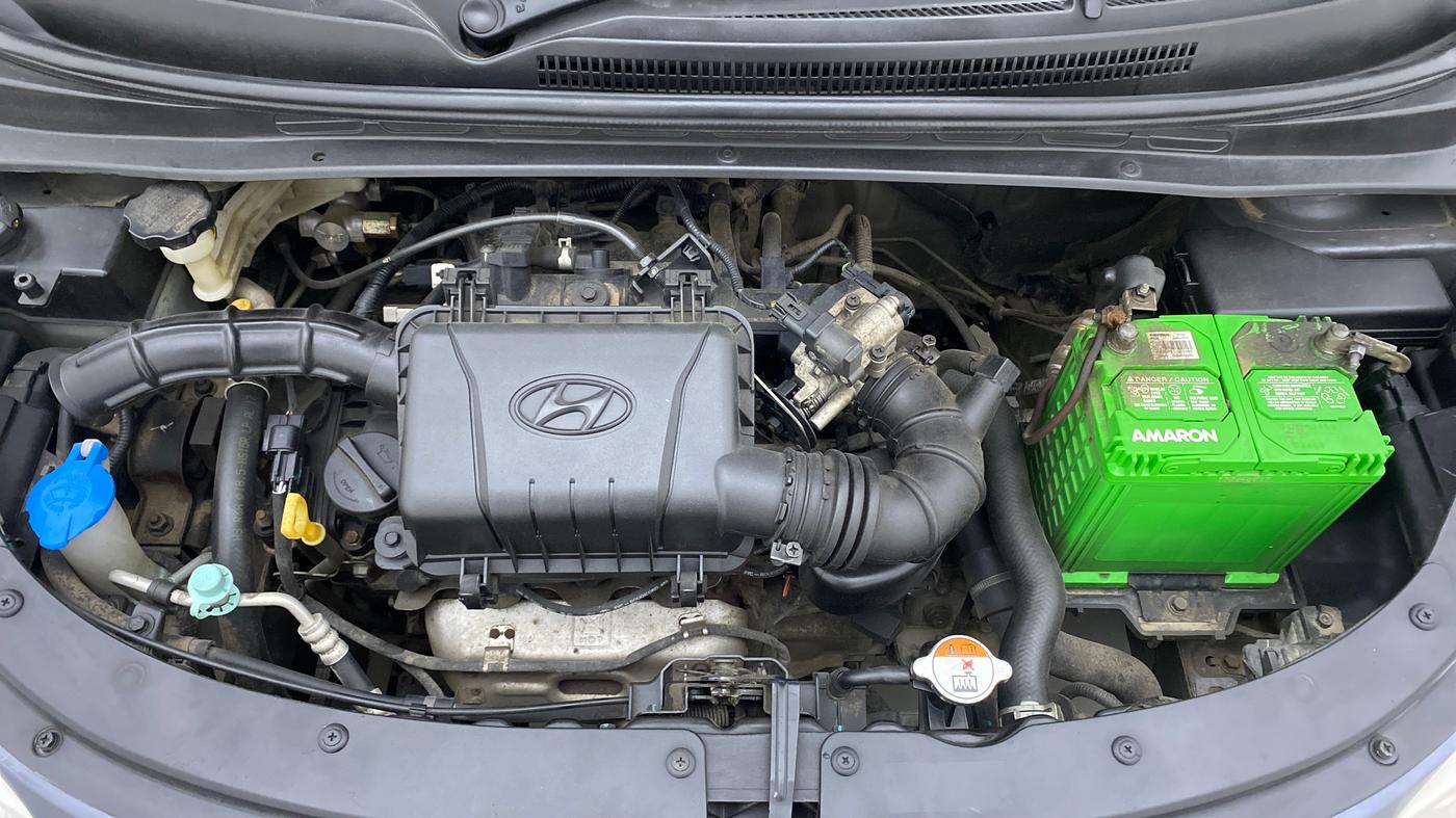 2016 Hyundai i10 SPORTZ 1.1, Petrol, Manual, 20,273 km, Open Bonet