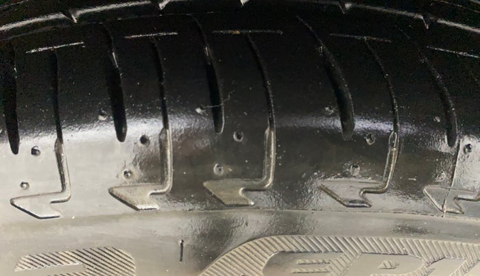 2024 Maruti IGNIS ZETA 1.2 AMT, Petrol, Automatic, 7,944 km, Right Front Tyre Tread