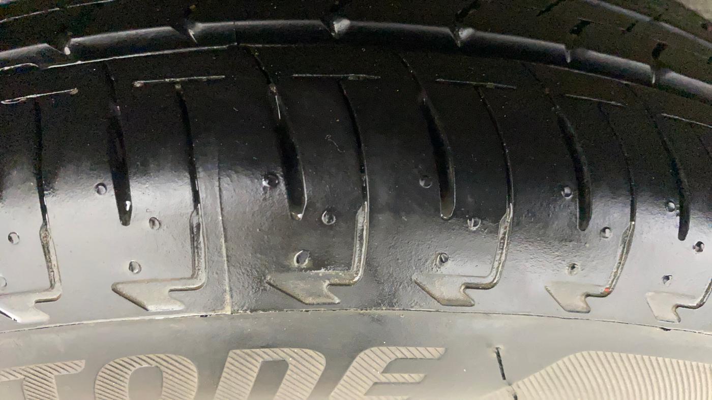2024 Maruti IGNIS ZETA 1.2 AMT, Petrol, Automatic, 7,944 km, Right Rear Tyre Tread