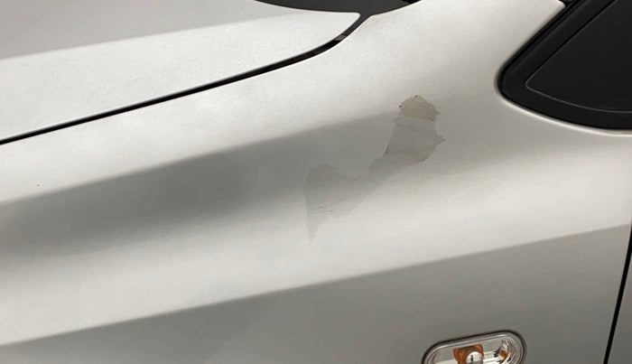 2015 Volkswagen Polo HIGHLINE1.2L, Petrol, Manual, 74,185 km, Left fender - Minor scratches