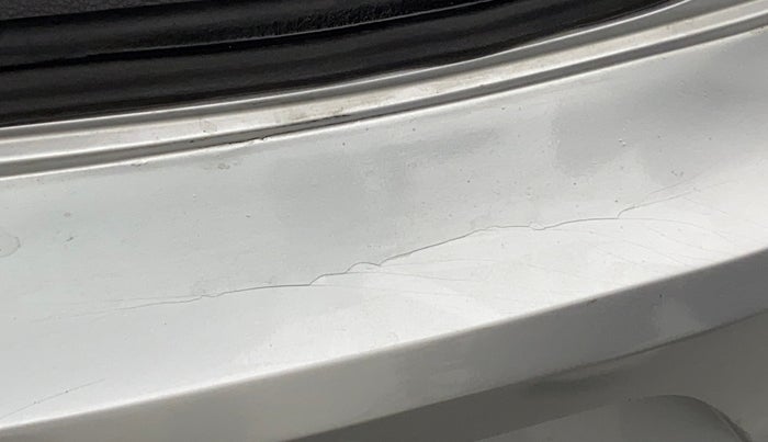2015 Volkswagen Polo HIGHLINE1.2L, Petrol, Manual, 74,185 km, Rear bumper - Paint is slightly damaged