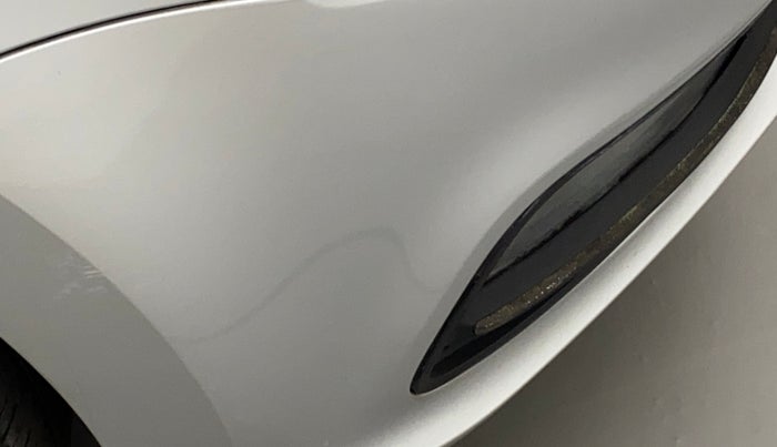 2015 Volkswagen Polo HIGHLINE1.2L, Petrol, Manual, 74,185 km, Front bumper - Minor scratches