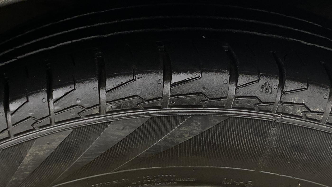 2016 Hyundai Creta SX PLUS AT 1.6 PETROL, Petrol, Automatic, 1,16,222 km, Right Front Tyre Tread