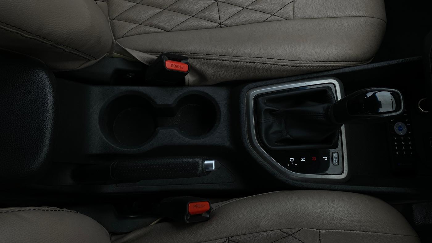 2016 Hyundai Creta SX PLUS AT 1.6 PETROL, Petrol, Automatic, 1,16,222 km, Gear Lever