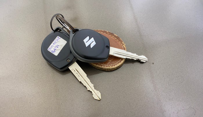 2016 Maruti Wagon R 1.0 VXI, Petrol, Manual, 9,487 km, Key Close Up