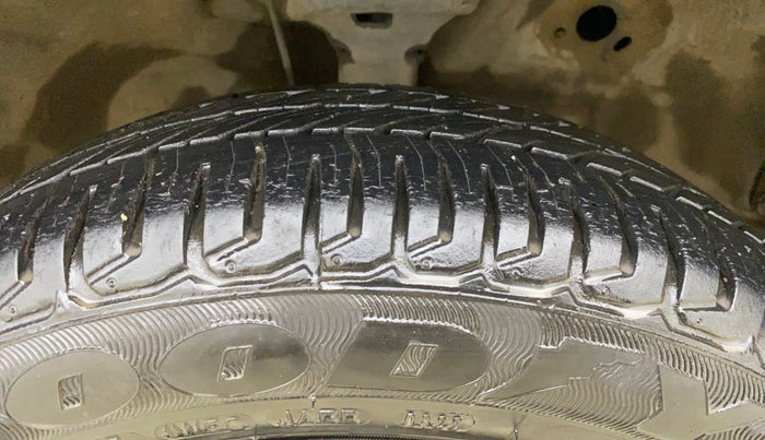 2016 Maruti Wagon R 1.0 VXI, Petrol, Manual, 9,487 km, Right Front Tyre Tread