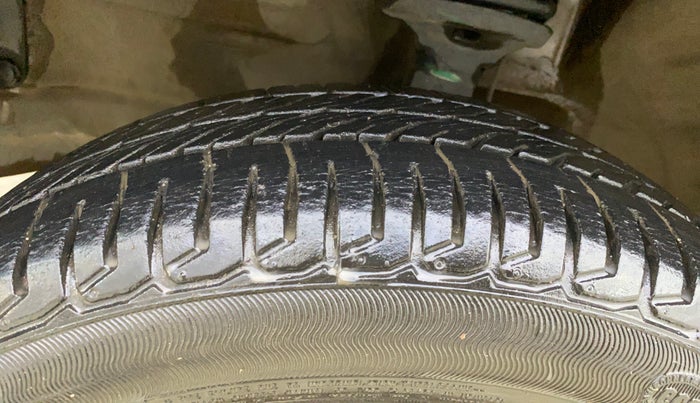 2016 Maruti Wagon R 1.0 VXI, Petrol, Manual, 9,487 km, Left Front Tyre Tread