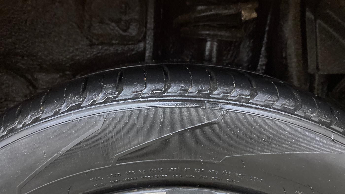 2019 Tata Tiago XZ PLUS PETROL, Petrol, Manual, 87,335 km, Left Rear Tyre Tread