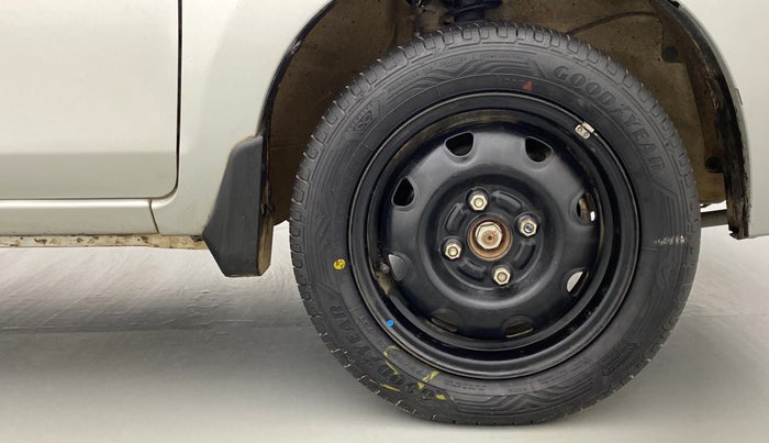 2019 Maruti Alto K10 VXI P, Petrol, Manual, 79,461 km, Right Front Wheel