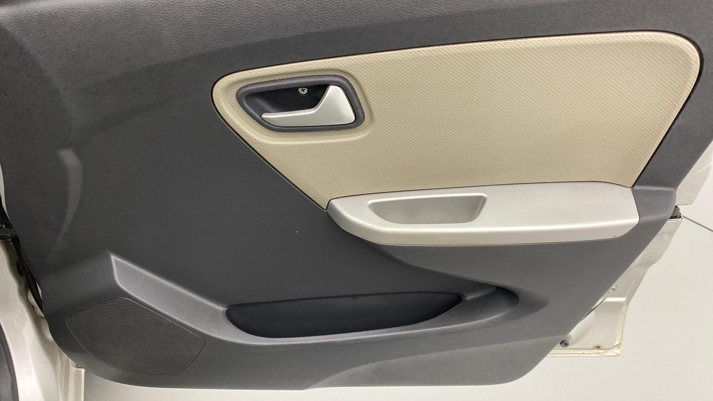 2019 Maruti Alto K10 VXI P, Petrol, Manual, 79,461 km, Driver Side Door Panels Control