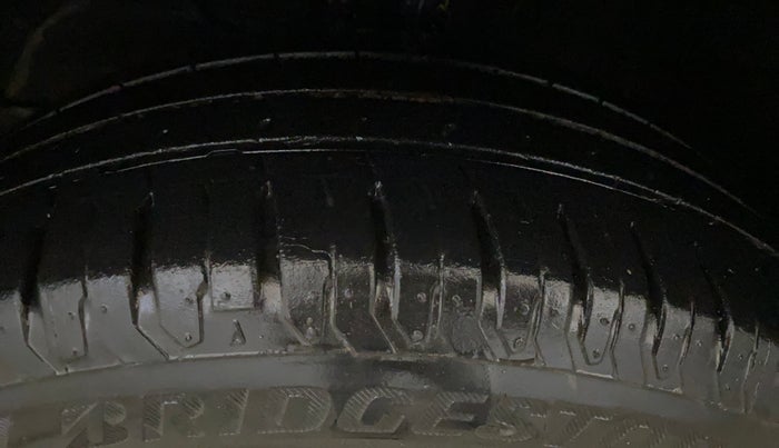 2018 Maruti Baleno DELTA PETROL 1.2, Petrol, Manual, 76,626 km, Left Front Tyre Tread