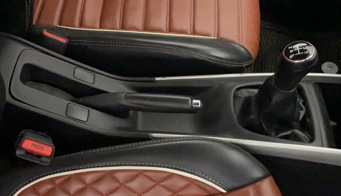 2018 Maruti Baleno DELTA PETROL 1.2, Petrol, Manual, 76,626 km, Gear Lever