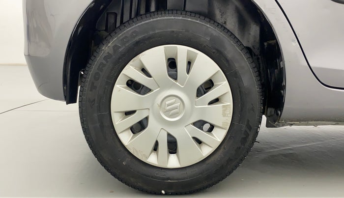 2013 Maruti Swift VXI, Petrol, Manual, 20,288 km, Right Rear Wheel